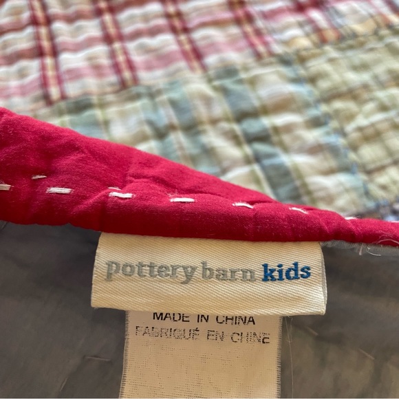 Pottery Barn Kids Toddler/Crib Quilt in Madras Plaid with Wide Red Border - Picture 4 of 4
